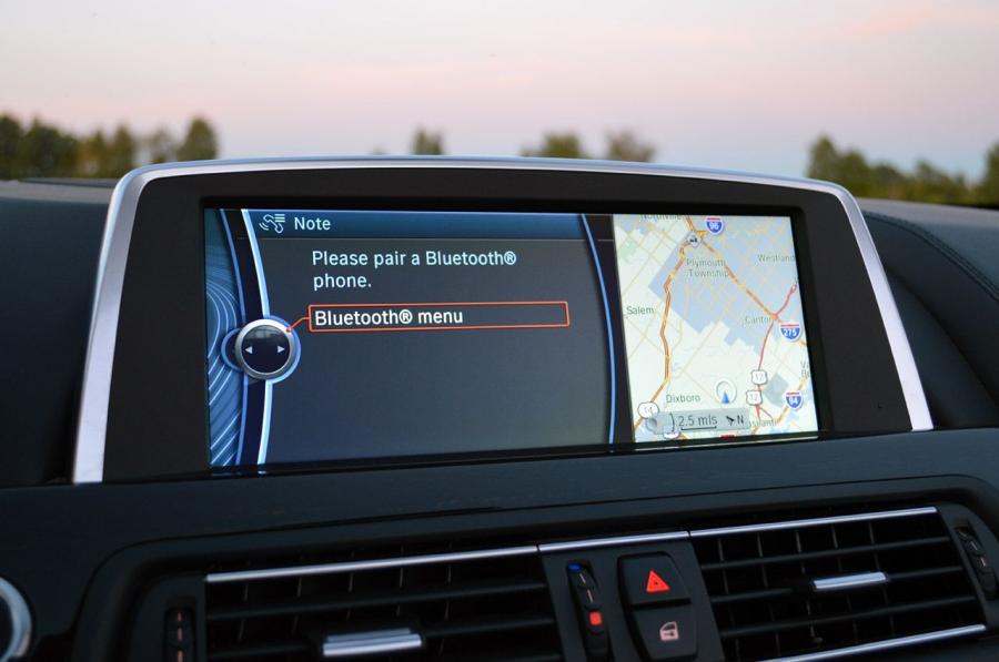  BMW M6 Convertible 2012 года  (фото 41 из 87)